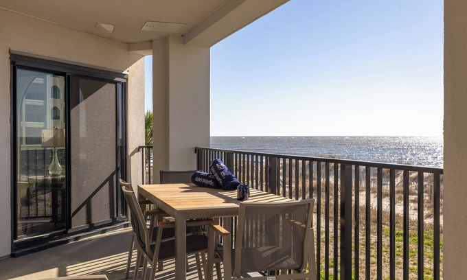 Charleston County Condominio | 120 Seascape Villas - Newly Renovated