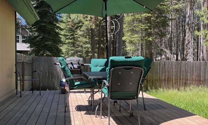 Tahoe Paradise Chalet De Esquí | 1207S Escape the heat this weekend--come play in the mountains