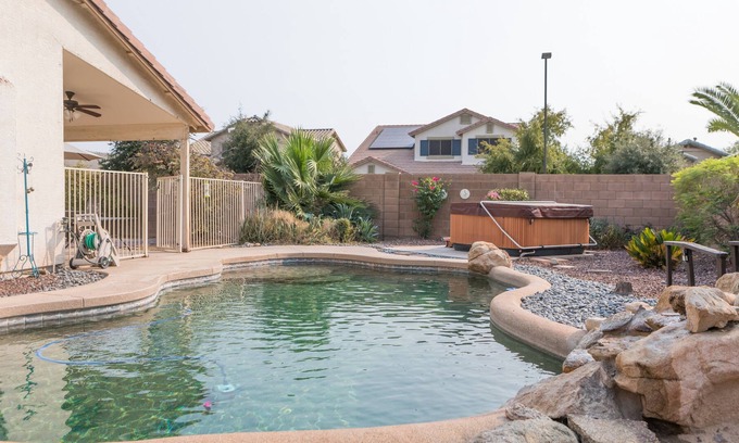 Goodyear Casa | 1216 Goodyear