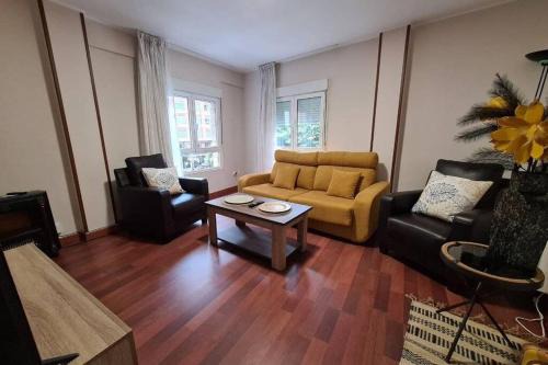 Gijon-Este Apartamento | 125A Apartamento Lago