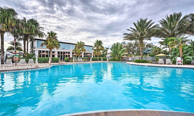 Davenport Casa | 13 Mi to Disney: Davenport Townhome w/ Patio!