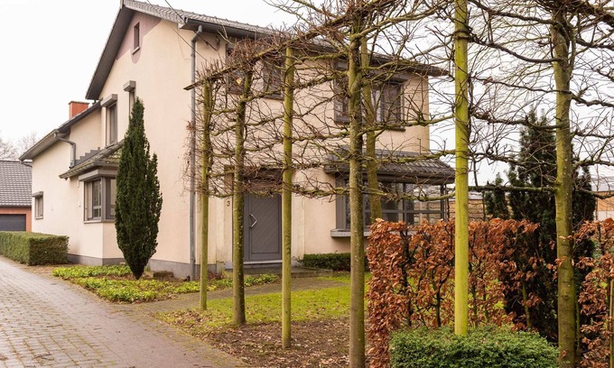 Helchteren Casa | 14 beds, 20p., 2 bath-, 1 livingroom, 1 veranda