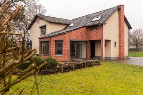 Helchteren Casa | 14 beds, 20p, 2 bath-, 1 livingroom