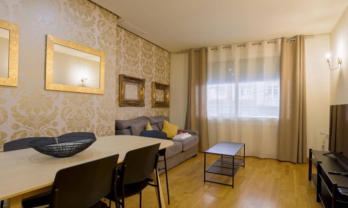 Sant Gervasi – la Bonanova Apartamento | 14. Gold Small Apartment
