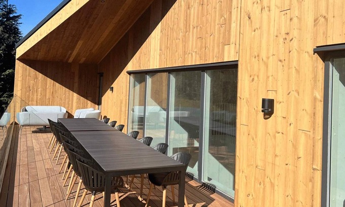 Ronne Casa | 14 person holiday home in Rønne