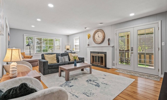 Rochester Casa | Ritabnb Cheerful 5br+6bathrooms,1 min to St.Marys