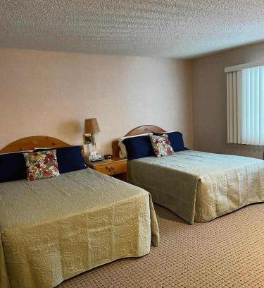 Mancelona Casa | #146 Golf, SkI, Pool Pass Walk to hill