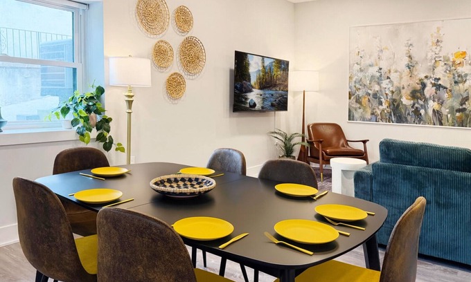 Conshohocken Apartamento | 1490 ft² Space 2 Bed 2 Bath Apt/Near Villanova and KOP/5 Beds/Sleeps 10