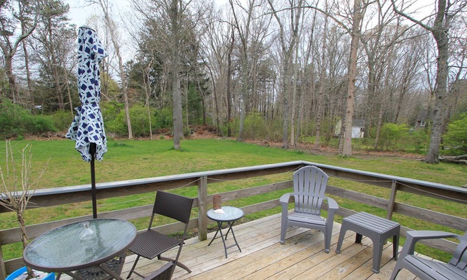 Forestdale Casa | 15 J Braden Thompson Rd