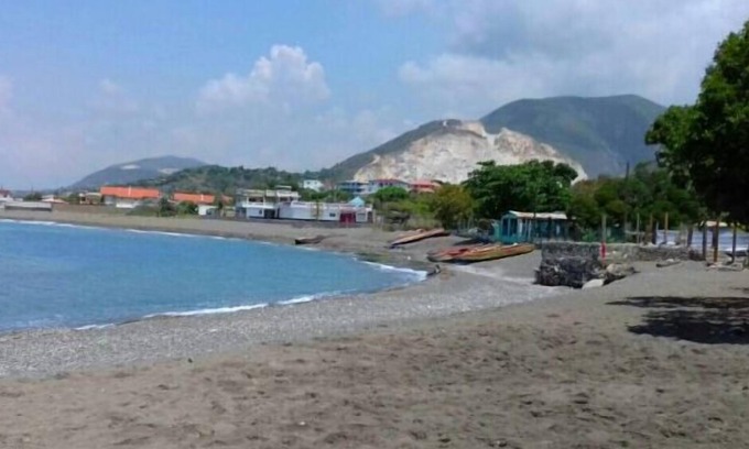 Rollington Town Cama Y Desayuno | 15 min from airport in kingston jamaica