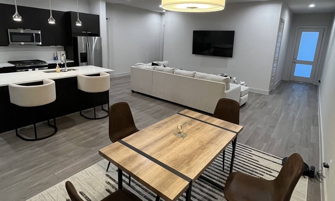 Fairbanks Casa | 15 min From Downtown! Luxury Houston Home