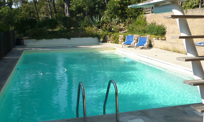 Roquevaire Apartamento | 15 minutos de Cassis, apartamento en una casa de campo provenzal