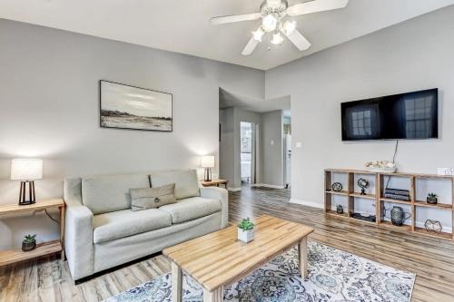 Savannah Casa | 15 Mins to Hospital&Downtown! Brandlewood Bungalow
