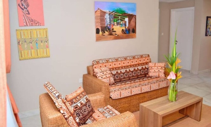 Kokomlemle Apartamento | 15 Minutes from Accra City Center 2BDR apartment/2.5 Bathrooms