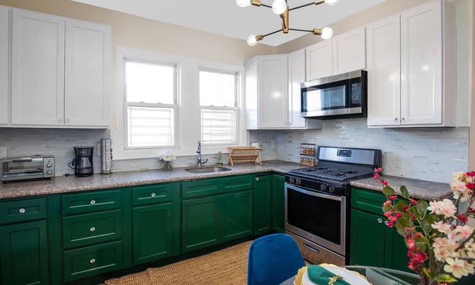 East Orange Apartamento | 15 MINUTES FROM DREAM MALL