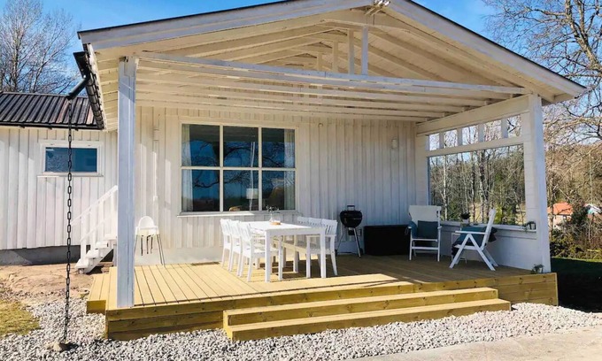 Fjallbacka Casa | 15 minutes from the sea | home office | Families | Hiking | Nature