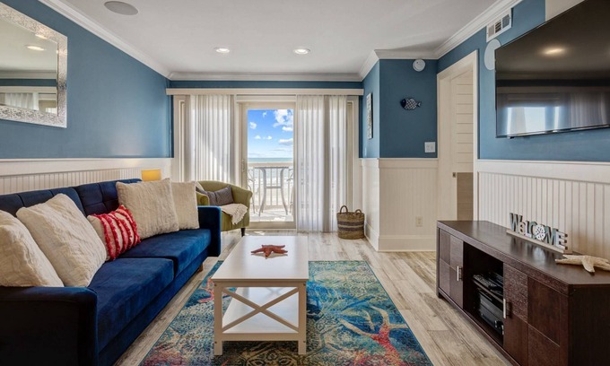 Surfside Beach Condominio | *15% Off New Bookings for Stays through 2025*