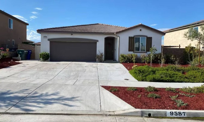 Riverside Casa | 15% Off Spacious And Confoetable One-Story 4 Rooms