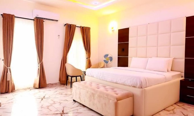 Ofin Apartamento | 15 Sule Olusesi Rd