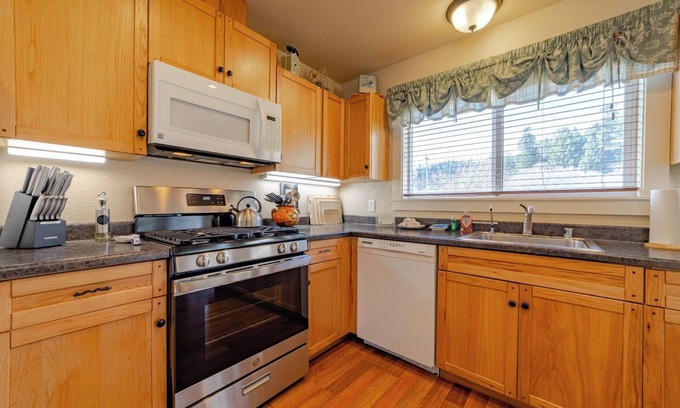 Orick Casa | 15A Lady Bird Suite at the Meadow Site