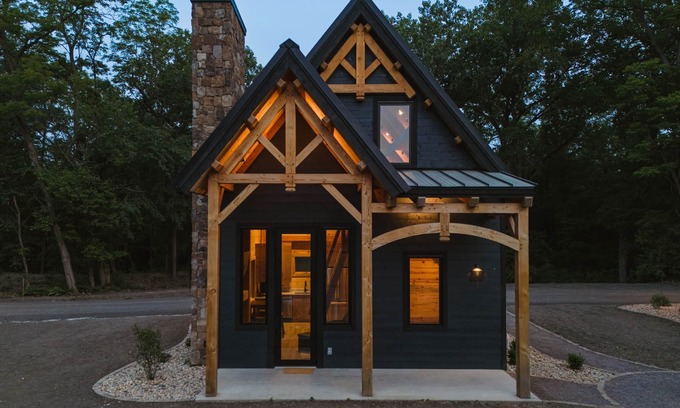 Laura Casa | #17 Wood Duck Way