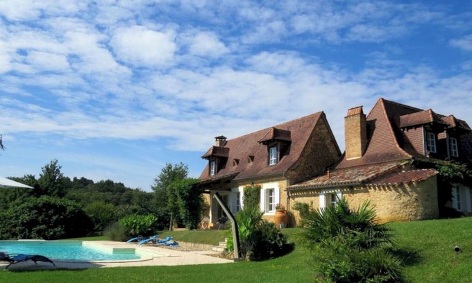 Issac Casa | 17th Century Stone House