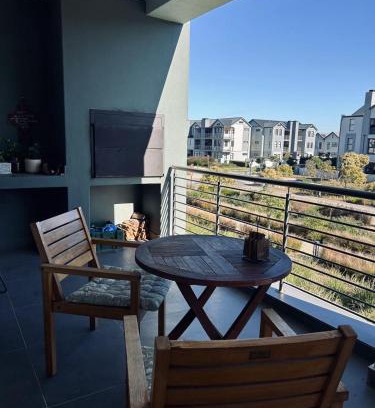 Trawal Apartamento | 18 Firgrove by ETB Stays