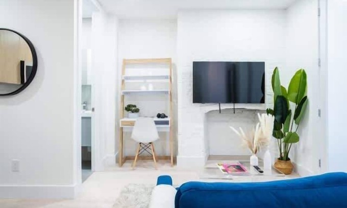 Ukrainian Village Apartamento | 180-2 Cozy 2BR/1Bath East Village