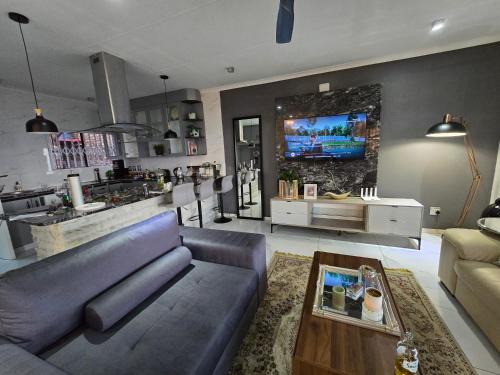 Constantia Kloof Casa | 180 Degrees View on The Kloof