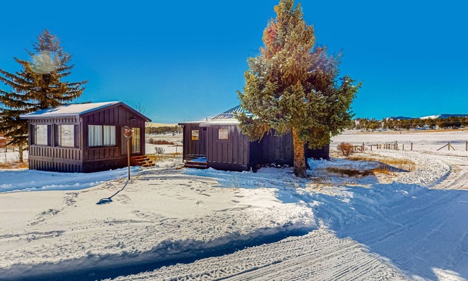 Colorado Springs Casa | 1800-acre ranch farmhouse with amazing views, animals, & entertainment