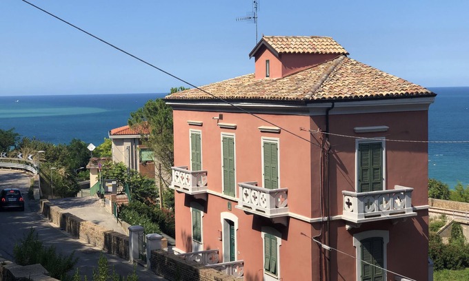 San Vito Chietino Villa | 1800 * VILLA SIMONE VISTA AL OCÉANO