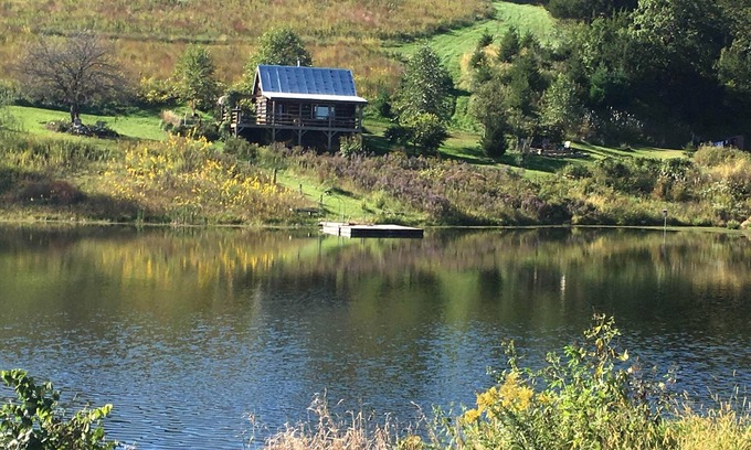 Bellevue Cabina | 1850 Rustic Cabin 20acre Prairie 3stocked ponds