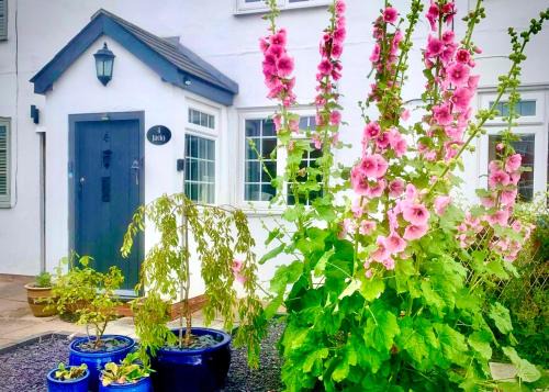 Snitterfield Casa | 18th Century Cottage in Stratford Upon Avon