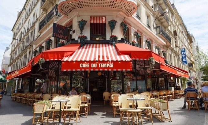 3rd Arrondissement Apartamento | 18TH-CENTURY PALACE, BLEND OF OLD-WORLD GRANDEUR & MODERN COMFORT - LE MARAIS