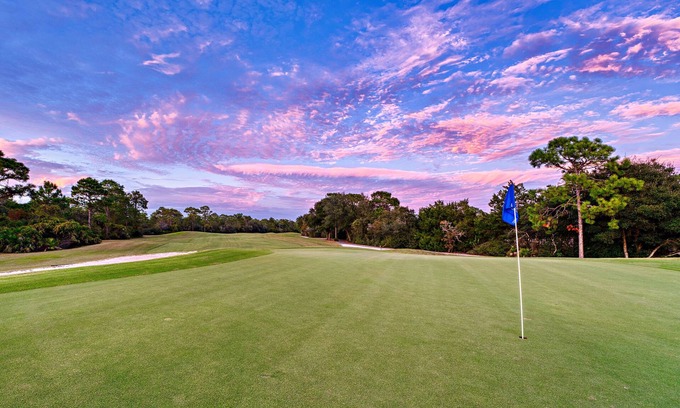 Carrabelle Villa | 18th Green Getaway