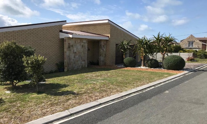 Struisbaai Apartamento | 19 Tornyn Street, Struisbay