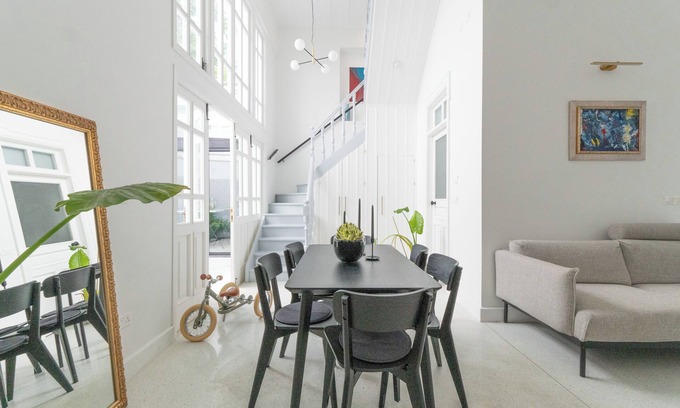 Nicosia Casa | 1924 Gemini House | Jacuzzi, Indoor Garden, Rooftop