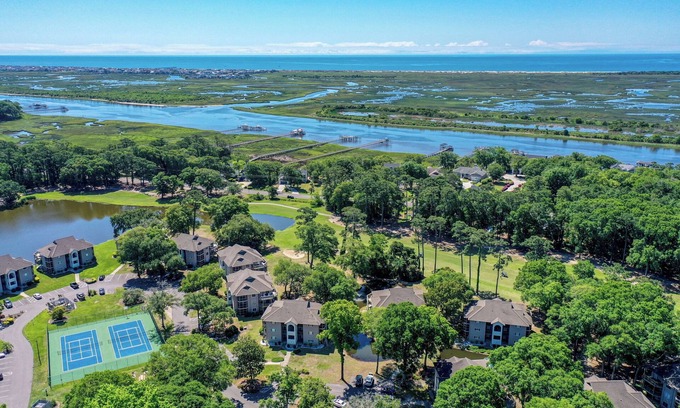 Sea Trail Condominio | 19th Hole At The Beach