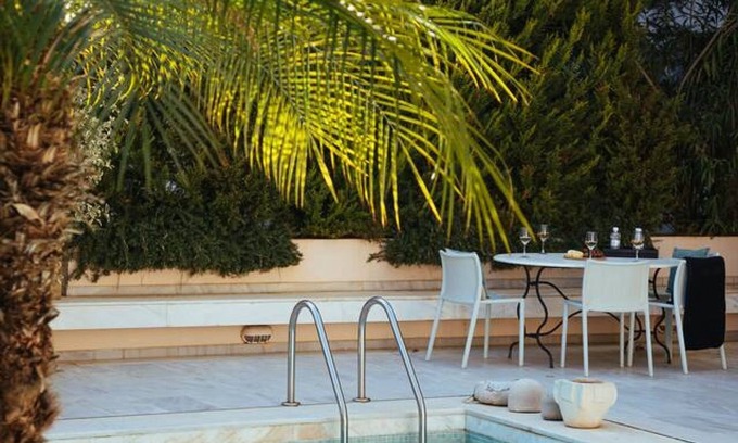 Vouliagmeni Casa | 1BD Serene Calm Pool House