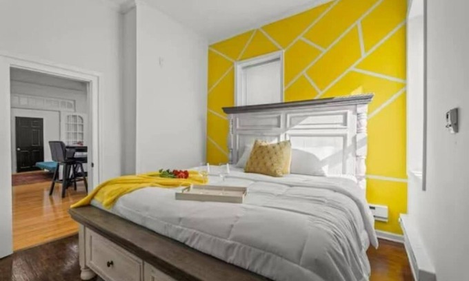 West Philadelphia Hotel | Cozy&Chic Suite Near Center Philly