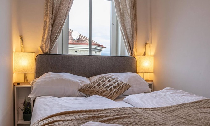 Neulerchenfeld Apartamento | 1BR Apt. Urban Oasis by Stadthalle