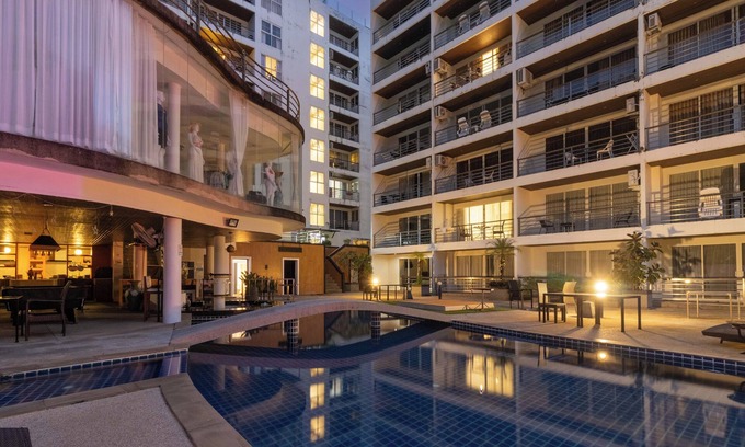 Patong Apartamento | 1BR Bathtub Near Beach Prime Spot C229