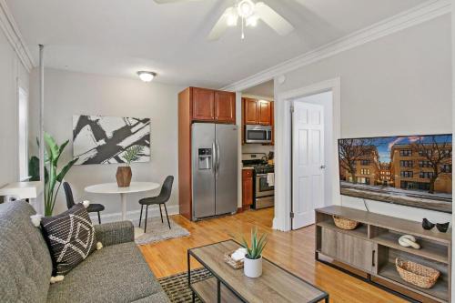 Ravenswood Apartamento | 1BR Calm & Cozy Apt in Lincoln Square - Eastwood 2S