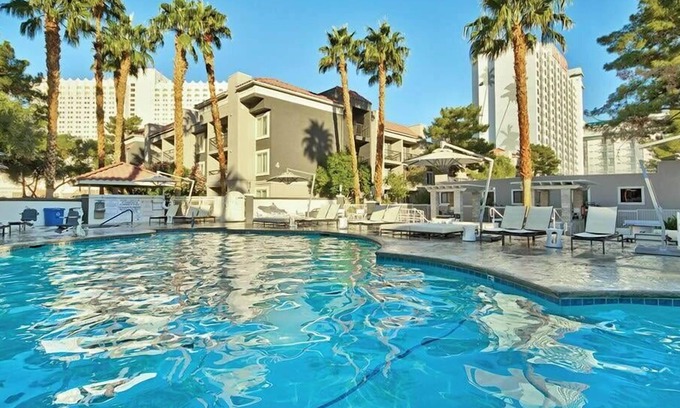 Las Vegas Condominio | 1br Condo Enjoy All Las Vegas Has to Offer!