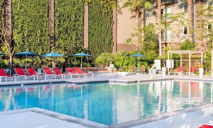 Anaheim Resort Condominio | 1br Condo SoCal Thrill Seek in Theme Parks!