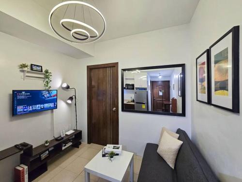 Pembo Apartamento | 1BR Condotel Ridgewood Towers Taguig City #RW02