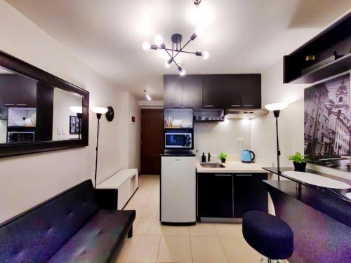 Pembo Apartamento | 1BR Condotel Ridgewood Towers Taguig City #RW07
