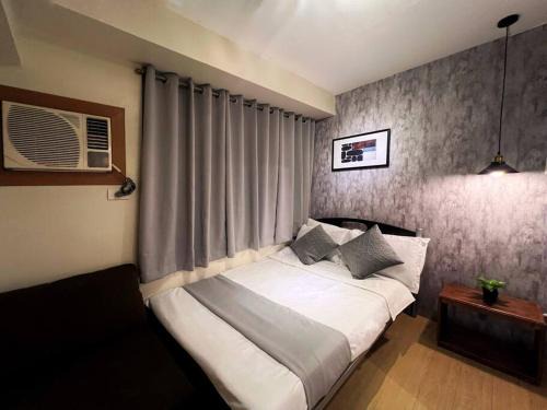 Pembo Apartamento | 1BR Condotel Ridgewood Towers Taguig City #RW11