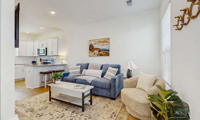 Goose Creek Casa | 1BR Cottage Home in Pet Friendly Resort w/ Pool, hot tub & parks