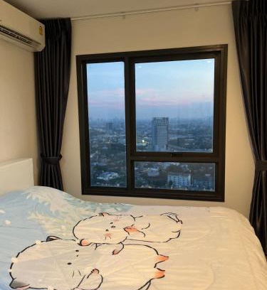 Suan Luang Apartamento | 1BR Free pool&gym fast WIFI Airport Link